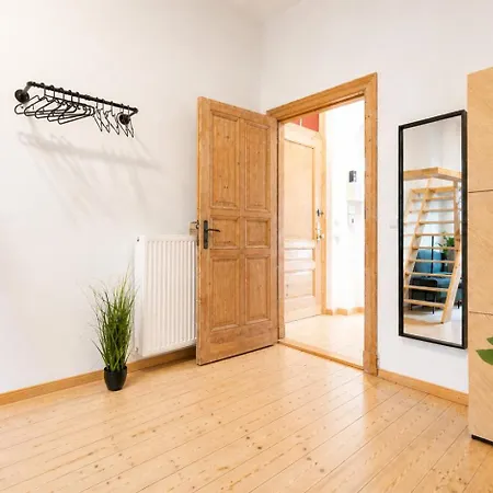 شقة Larooms Rs51 - Altbaucharm Mit Hochbett